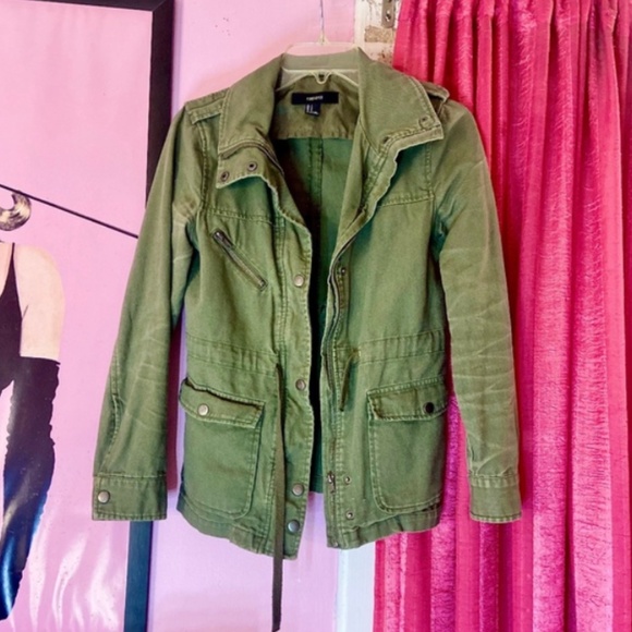 Forever 21 60s/70s Retro Utility Jacket Army Green Zippers/Pockets Women’s Small - Picture 2 of 2